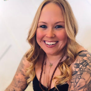 Meet your Posher, Krystle
